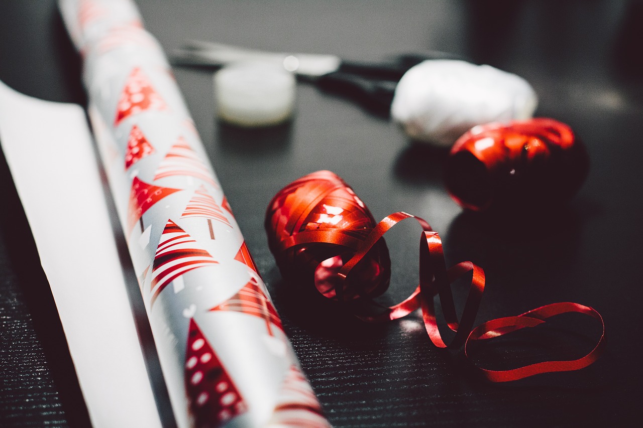 Tips for Organizing and Storing Your Holiday Wrapping Supplies